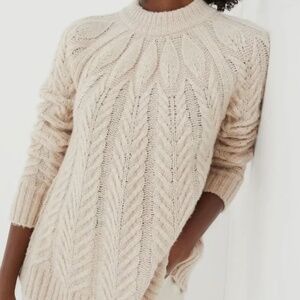 Tuckernuck Ecru Royal Peacock Sweater Size Large